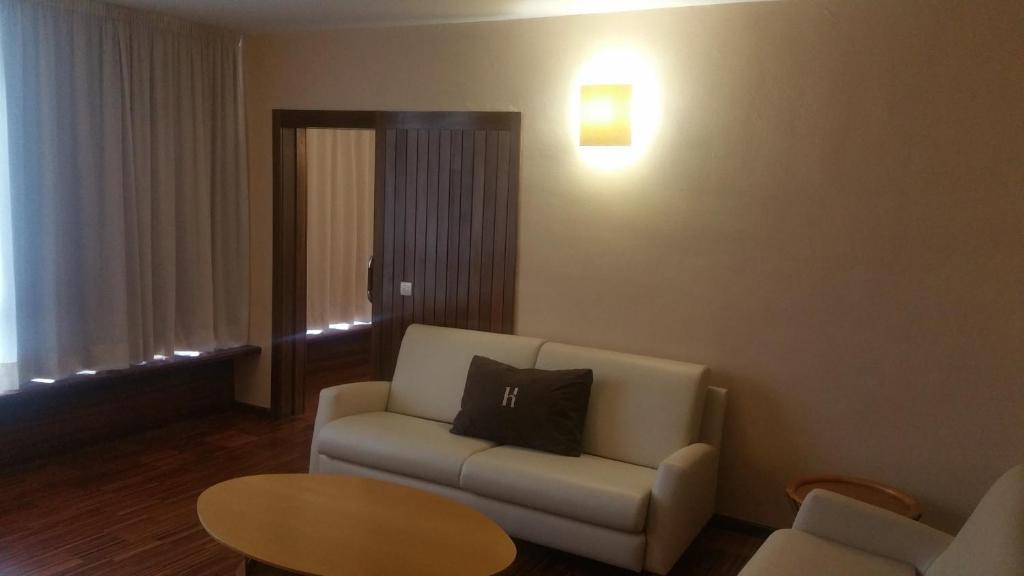 Hotel Escuela Santa Cruz Экстерьер фото